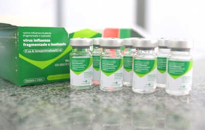 Covid-19: Prefeitura de Marília prossegue drive thru para imunização de idosos acima de 85 anos