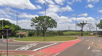 Jovens se envolvem em grave acidente em Marília