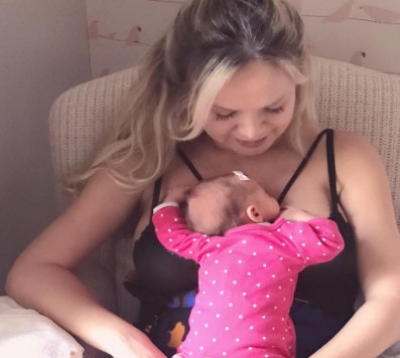 Eliana comemora primeira semana da filha, Manuela