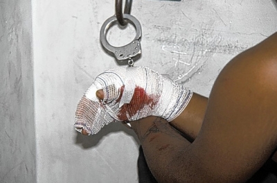 Assaltantes são baleados após tentativa de roubo