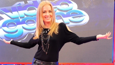 Angélica comemora volta do 