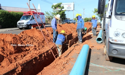 DAEM faz interligação de adutora que vai solucionar problema de falta de água em bairros da zona sul