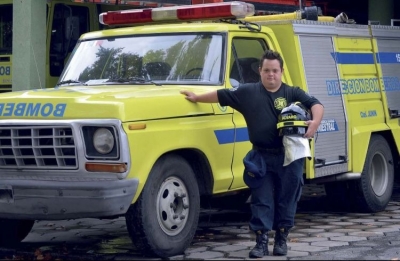 Argentina nomeia seu primeiro bombeiro com síndrome de Down