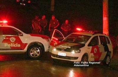 Criminosos tentam assaltar casa de delegado