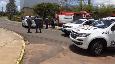 Criminoso assalta carro em Marília e acaba preso pela PM em Pompeia 