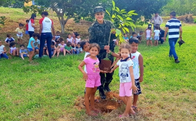 Semana da Água: Polícia Ambiental faz palestras e plantios de árvores