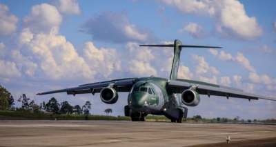 Avião da FAB que resgatará brasileiros decola hoje para a Polônia