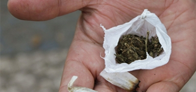 Homem é preso com porções e dois tabletes de maconha em Marília