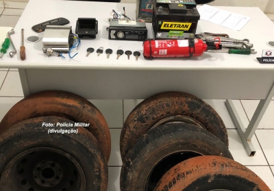 Polícia militar prende trio suspeitos de furtos de veículos