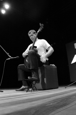 Estevão Devides apresenta ‘Concerto de Violão Erudito’ em Marília