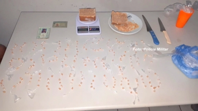 Polícia Militar apreende grande quantidade de crack na vila Barros