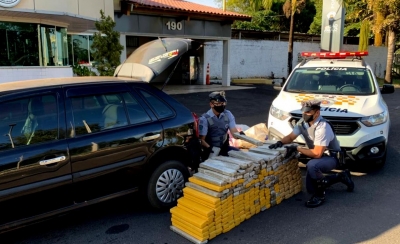 Polícia Rodoviária apreende grande quantidade de droga em Marília