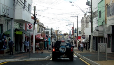 Dia dos Namorados: semana tem novos horários atendimento no comércio em Marília