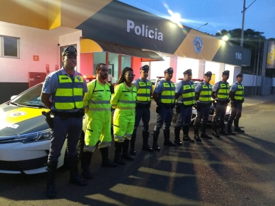 "Acorda, Motorista" alerta caminhoneiros sobre os riscos do sono ao volante