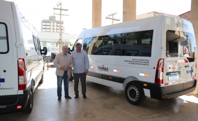 Duas novas ambulâncias são entregues para Marília