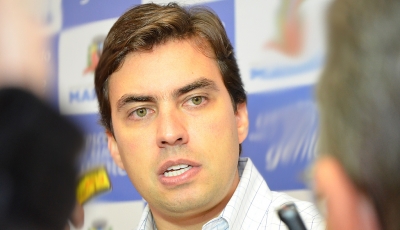 Câmara adia votação das contas do ex-prefeito Vinicius por uma semana