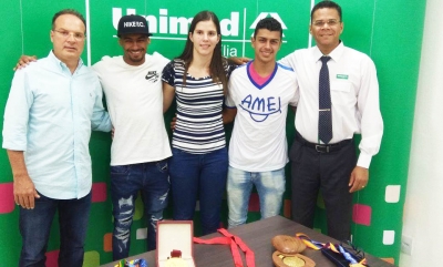 Três atletas campeões mundiais da AMEI são patrocinados pela Unimed