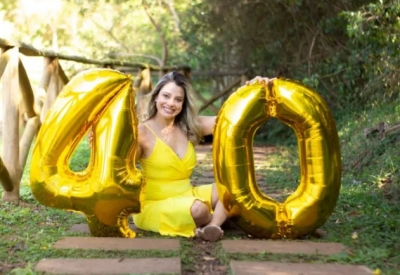 Mulher morta pelo namorado será enterrada hoje; homem também foi encontrado morto 