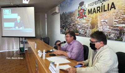 Daniel volta a questionar critérios da quarentena e agradece respiradores