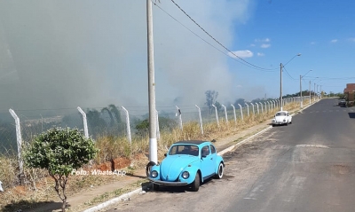Incêndio em área de preservação mobiliza Bombeiros em Marília