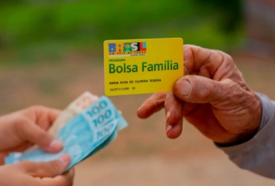 Bolsa Família começa a pagar hoje o adicional de R$ 150