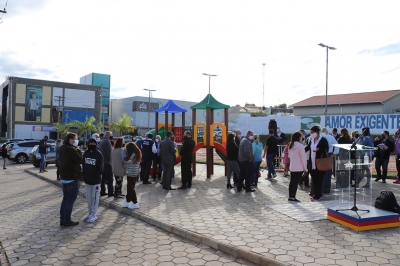 Prefeitura em parceria com a Igreja Adventista inaugura Praça na zona leste
