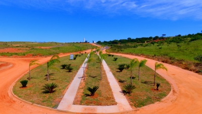 Parque das Flores entrega pista de caminhada com 2 mil metros de extensão