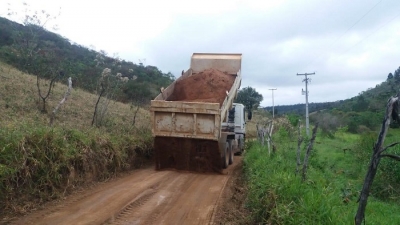 Governo lança programa para recuperação de estradas vicinais