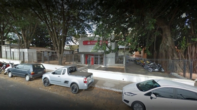 Criminosos fazem a limpa em agência na zona leste