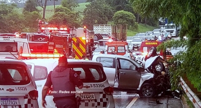 Policiais militares morrem após acidente em rodovia, na região