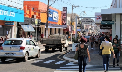 Lojas de Marília abrem no feriado de 15 de novembro