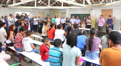 Prefeito Daniel Alonso garante que escola de Nóbrega não será municipalizada