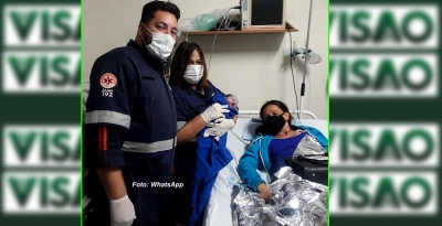 Técnica de Enfermagem do SAMU faz parto dentro da viatura em Marília