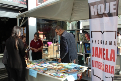 Feira de Troca de Livros é sucesso de visitas e adesão