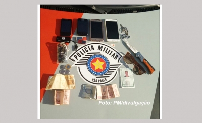 "Cê me desculpa, mas é um assalto", diz criminoso