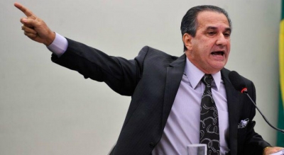 Malafaia: Eduardo Bolsonaro ajudaria mais "parando de falar asneira"