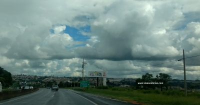 Chuva começa a diminuir neste sábado, na região