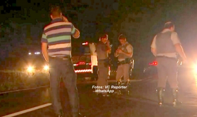 Polícia procura assaltantes de carro-forte. Rodovia é liberada após 6h