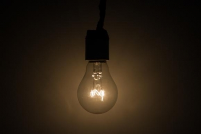 Contas de luz: Aneel propõe redução de 18% no valor adicional