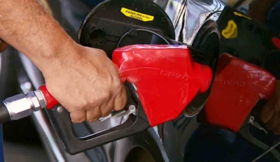 Gasolina fica mais cara a partir de amanhã, nas refinarias