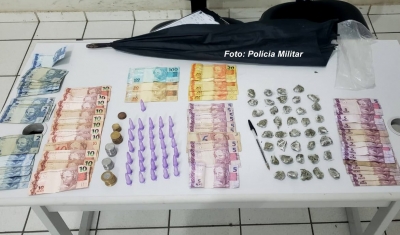 Traficante esconde drogas em guarda-chuva e acaba preso