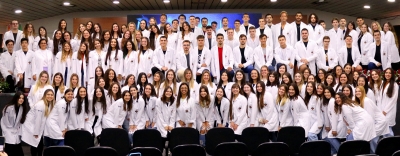 Curso de Medicina da Unimar realiza 1ª Cerimônia dos Jalecos