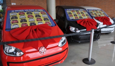 Tauste sorteia 8 carros em prêmios neste domingo