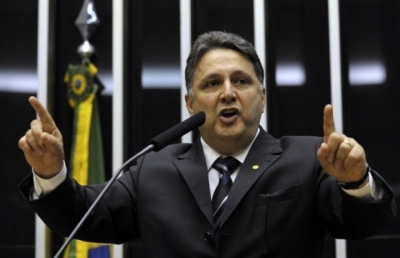 TSE revoga prisão de Anthony Garotinho