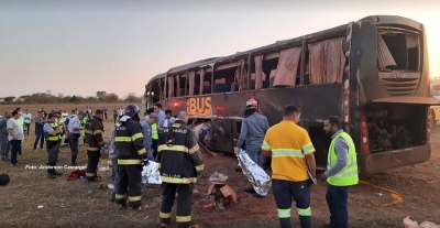 Vítimas de acidente com ônibus não usavam cinto. Dois passageiros morreram