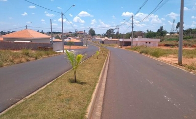 Prefeitura aciona CETESB e pede apuração sobre despejo de resíduos industriais em galeria