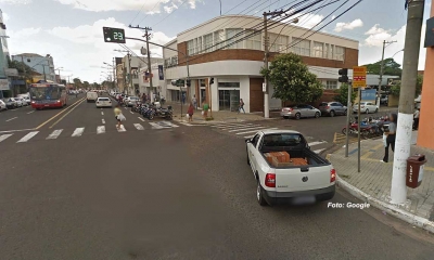 Homem é assaltado após sair de banco, mas demora para avisar a polícia