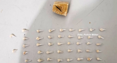 Traficante tenta tomar arma de policial ao ser preso e leva a pior