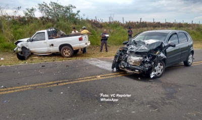 Acidente em vicinal fere duas pessoas