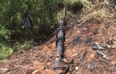 Fogo em terreno danifica rede de água do DAEM na zona Sul